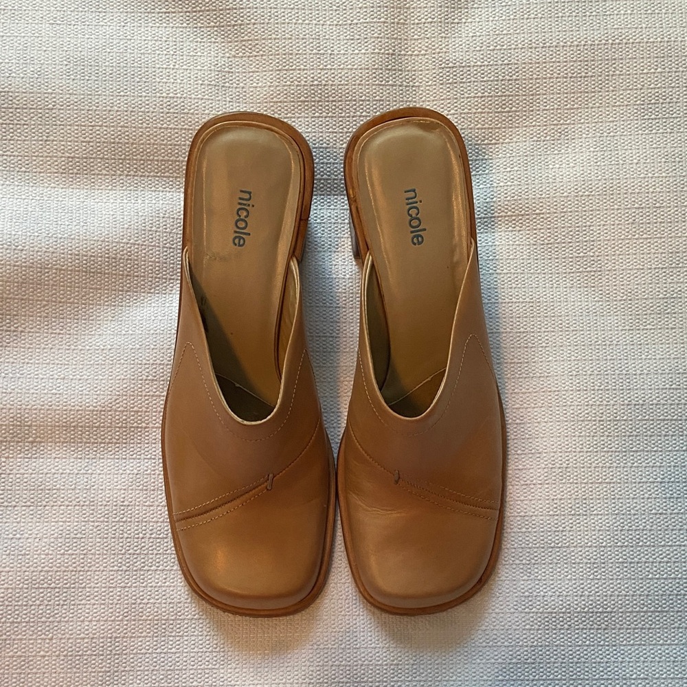 Nicole Women's Brown Leather Mules - Picture 2 of 7